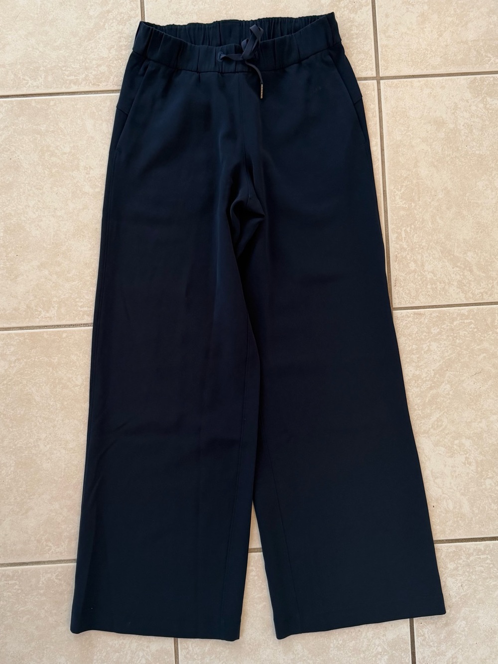 Lululemon On the Fly wide-leg pant, full length - navy 6